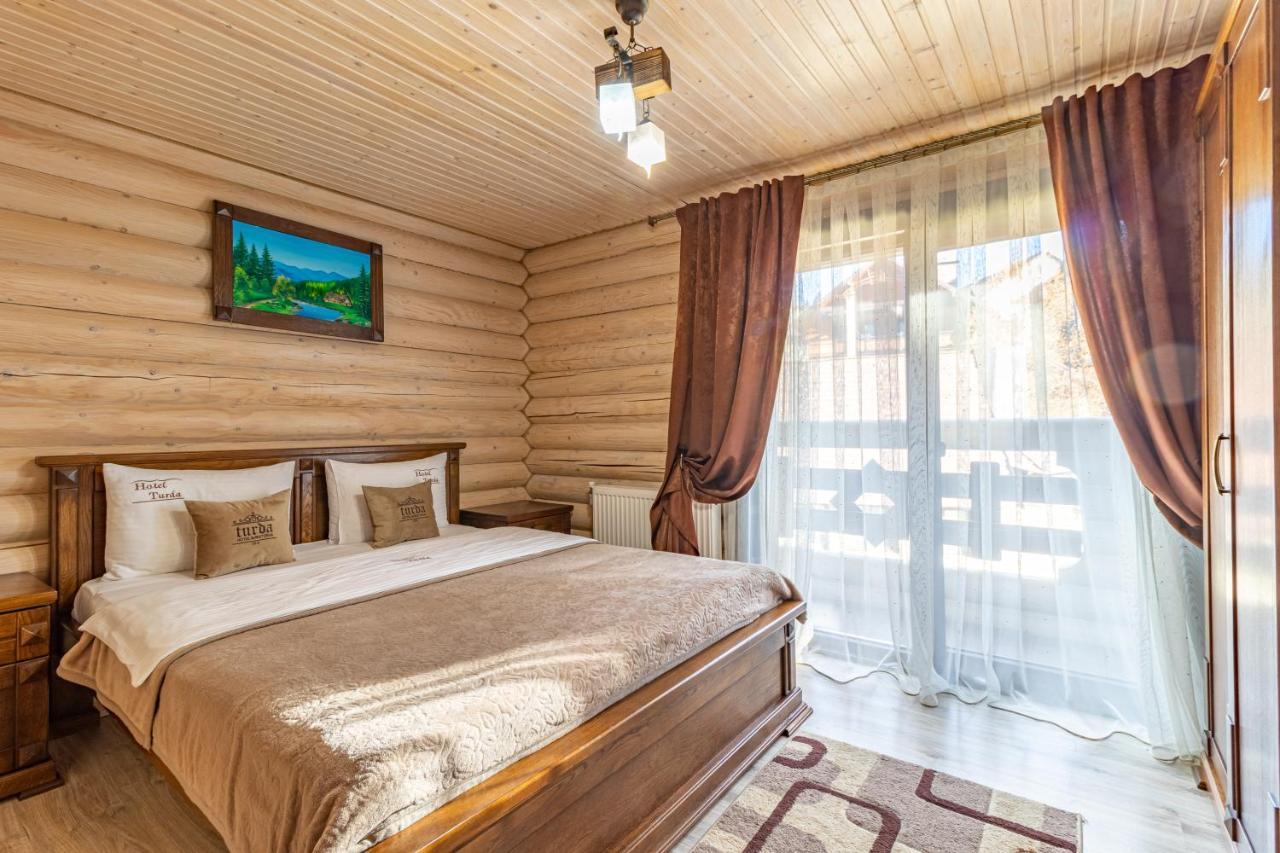 Guest House Turda Bukovel Exteriör bild