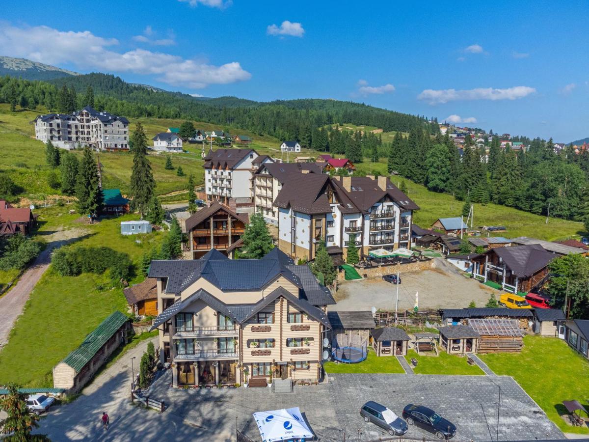 Guest House Turda Bukovel Exteriör bild