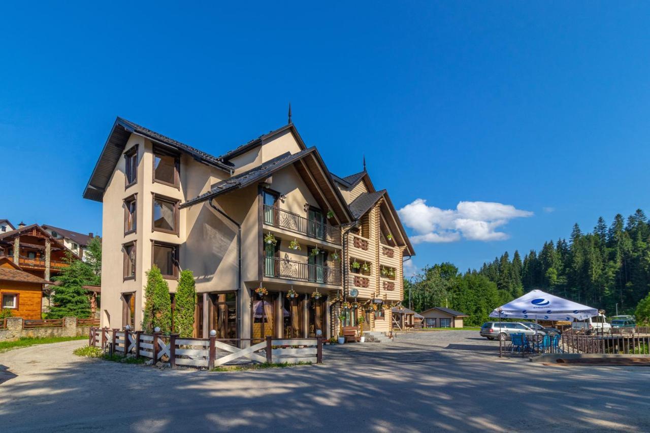 Guest House Turda Bukovel Exteriör bild