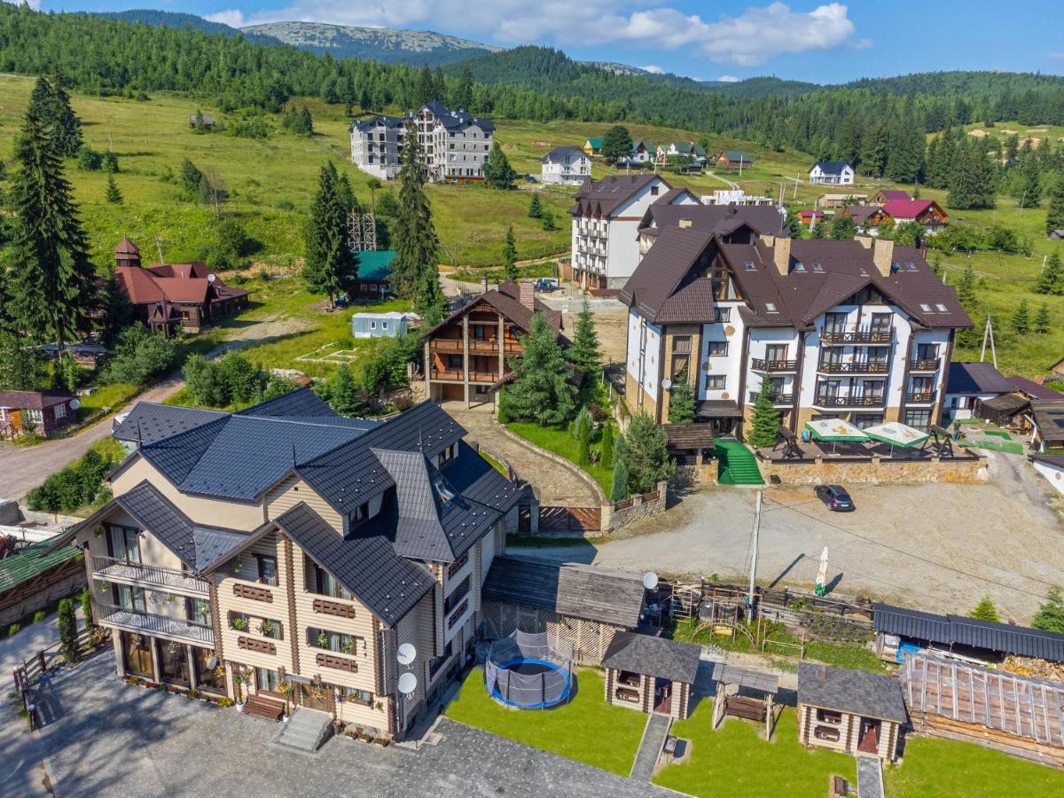 Guest House Turda Bukovel Exteriör bild