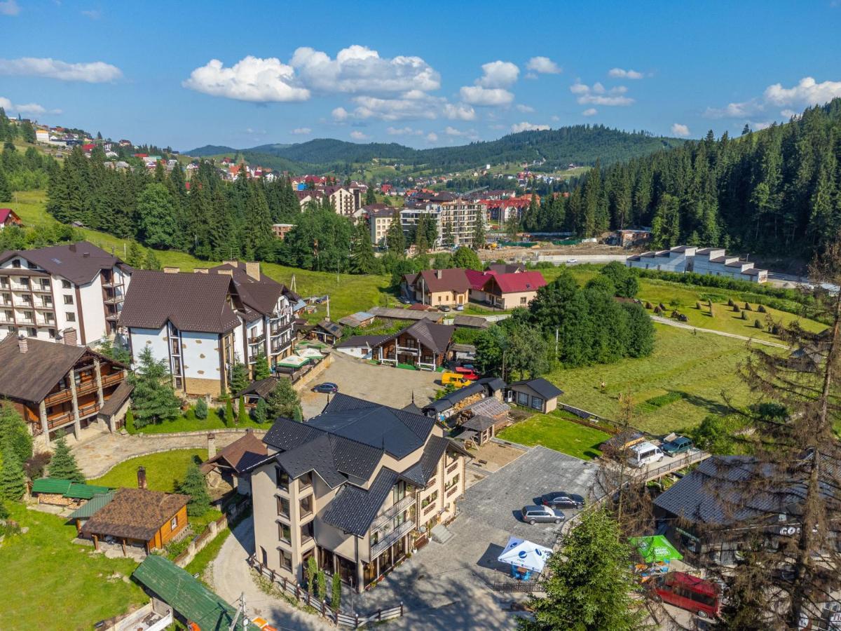 Guest House Turda Bukovel Exteriör bild