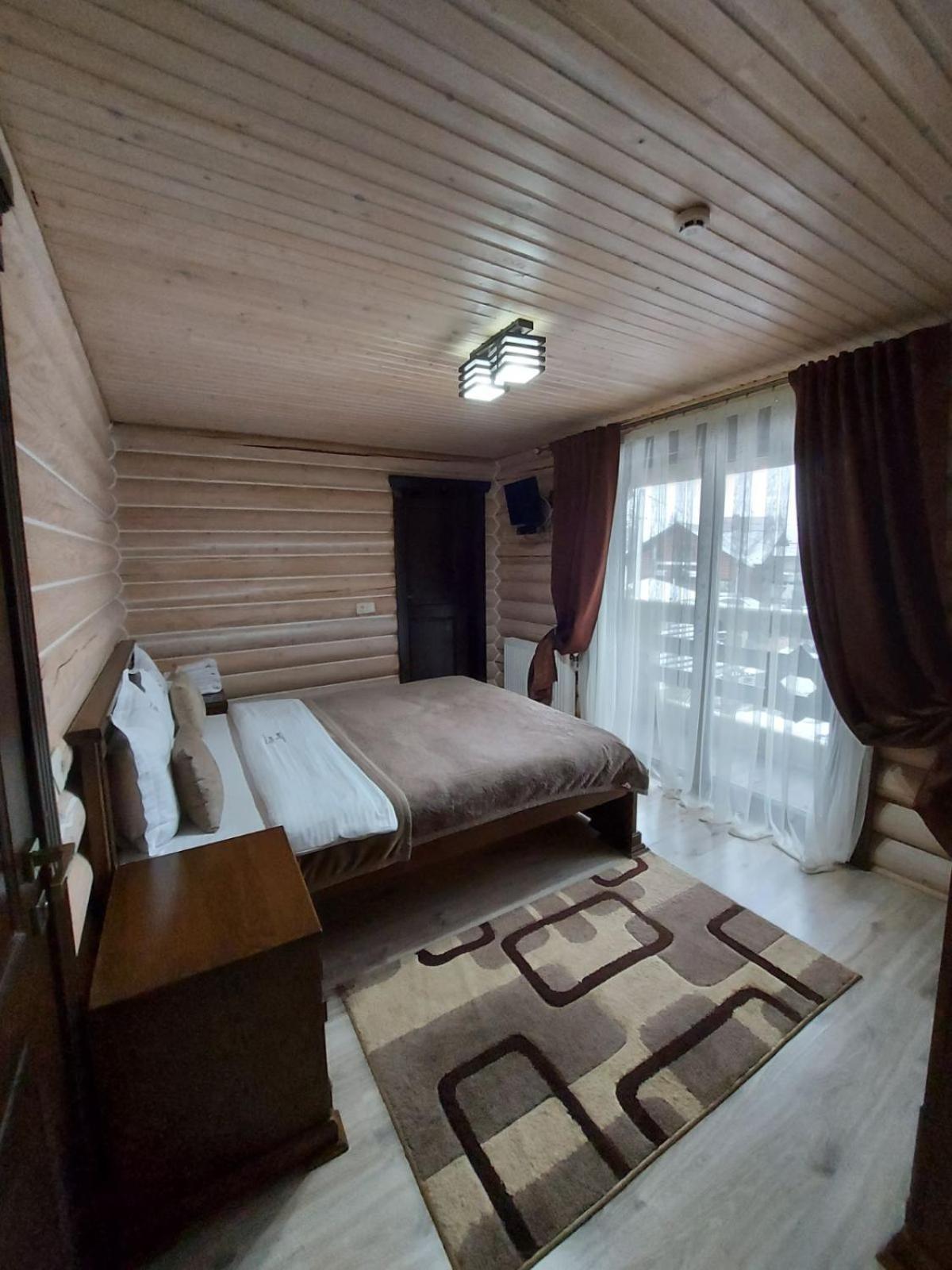 Guest House Turda Bukovel Exteriör bild
